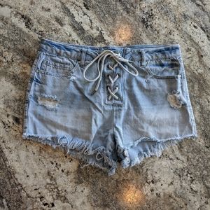 Refuge lace up jean short